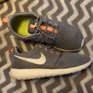 Grey with peach Roshe Runs